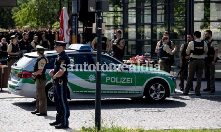 Tiroteo en Munich: balean a una policía en la cabeza y hay varios heridos