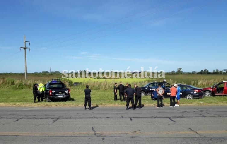Un hombre fue detenido tras una breve persecución por la Autopista. (Foto: Min. Seguridad)