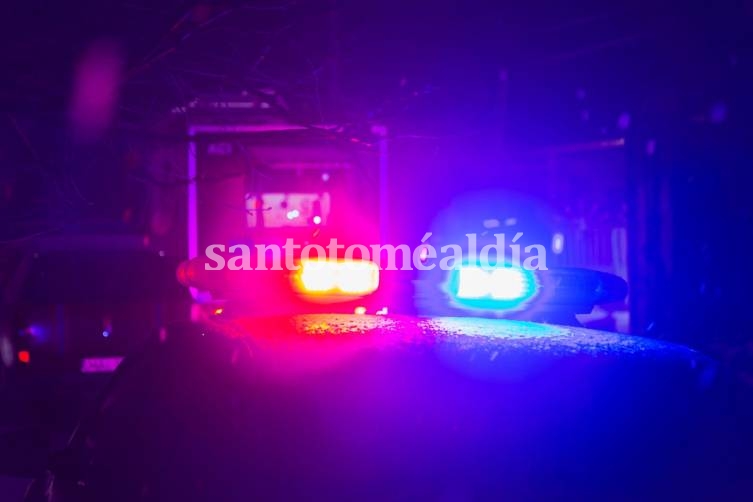 Dos hombres recibieron disparos desde un auto en Adelina Centro