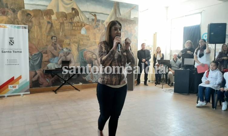 Daniela Qüesta encabezó el acto central por el 150° aniversario de la fundación jurídica de Santo Tomé
