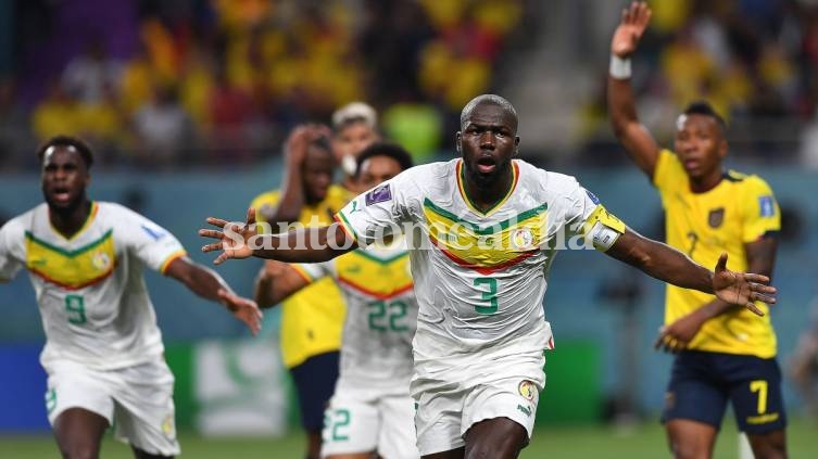 La Selección de Senegal dio el batacazo, venció a Ecuador por 2 a 1 y lo eliminó del Mundial de Qatar 2022.