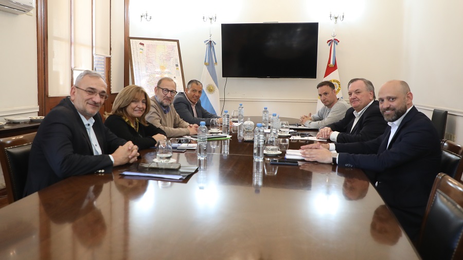 Este jueves se realizó una nueva reunión de transición entre los representantes del gobernador Omar Perotti y su sucesor Maximiliano Pullaro.