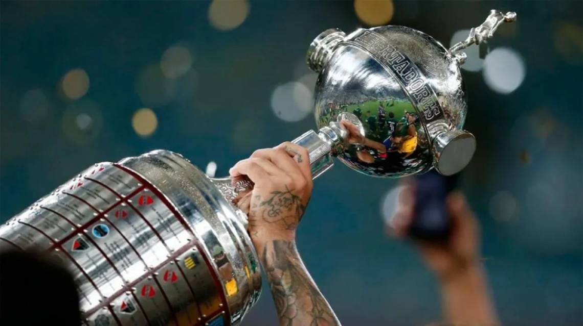 El sorteo de la fase de grupos de la Copa Libertadores se llevará a cabo este lunes desde las 20.