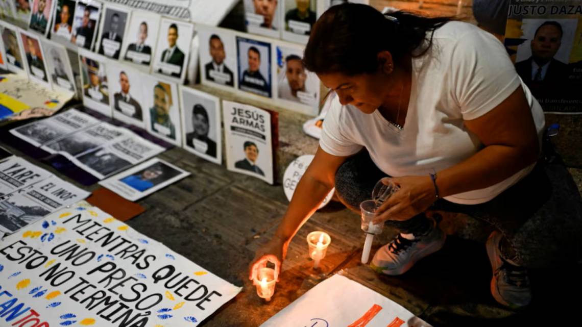 Venezuela liberó a al menos 30 presos políticos en la cárcel donde está Nahuel Gallo