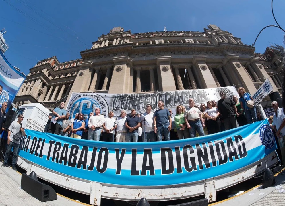 Revés para la CGT: la causa por la reforma laboral no seguirá en la Justicia del Trabajo