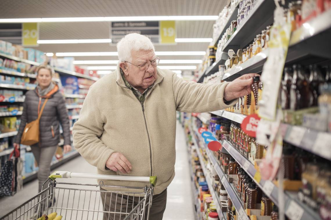 Las jubilaciones mínimas perdieron 10,3% frente a la inflación desde que asumió Javier Milei