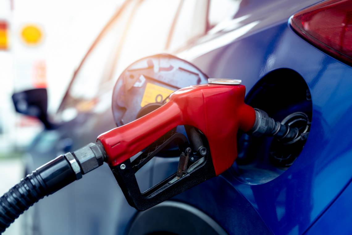 La venta de combustibles volvió a caer y acumula tres meses consecutivos en baja