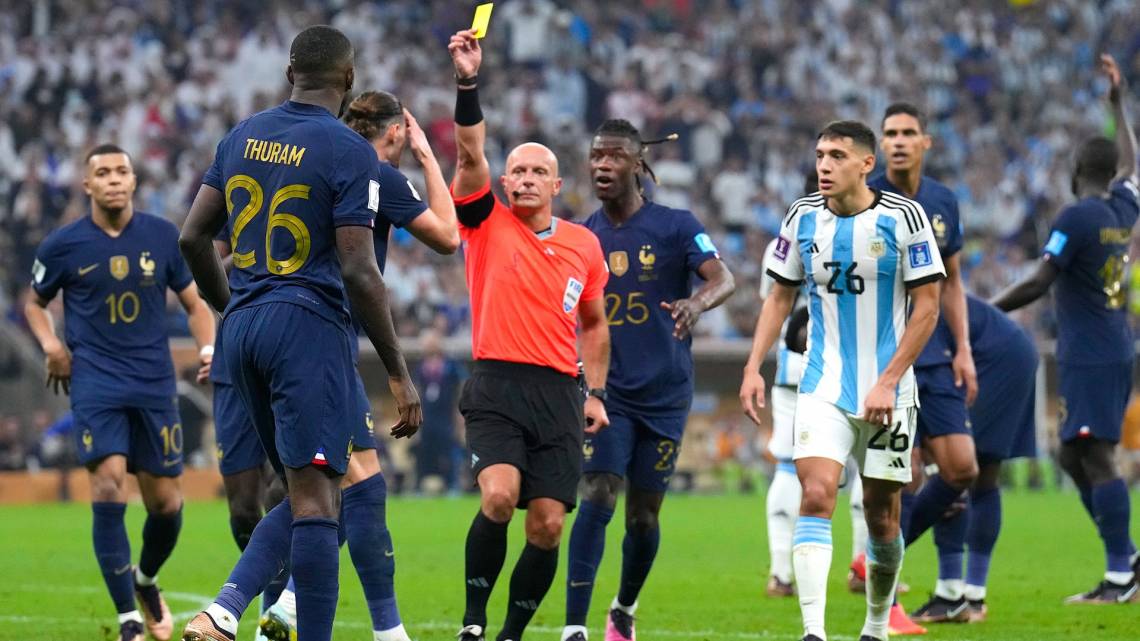 Argentina debutará en el Mundial con el árbitro de la final de Qatar