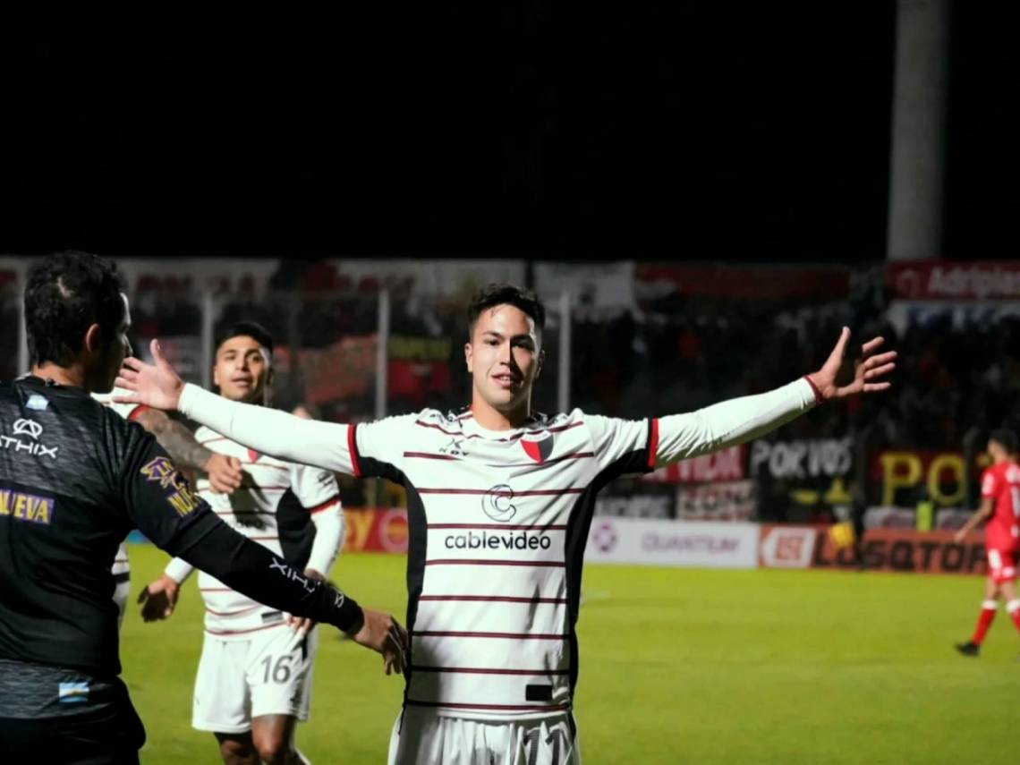 Baja sensible en Colón: Ignacio Lago no jugará ante Deportivo Madryn