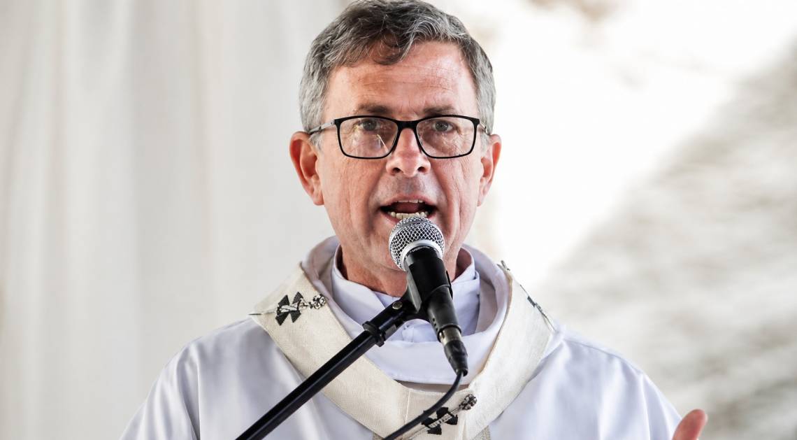 García Cuerva llamó a no ser indiferentes ante la pobreza y la falta de empleo