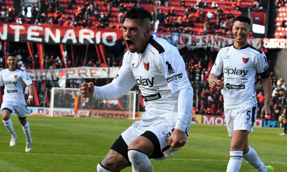 Colón aplastó a Central Norte con un contundente 4 a 0 en el Brigadier López