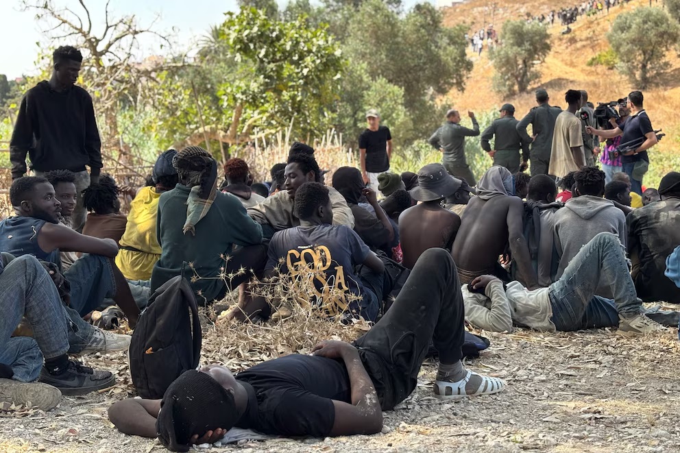 Marruecos frustró otro intento de cientos de migrantes de cruzar hacia Ceuta