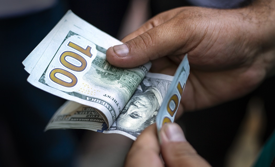 El dólar mayorista superó los $1.500 y marcó un nuevo récord nominal