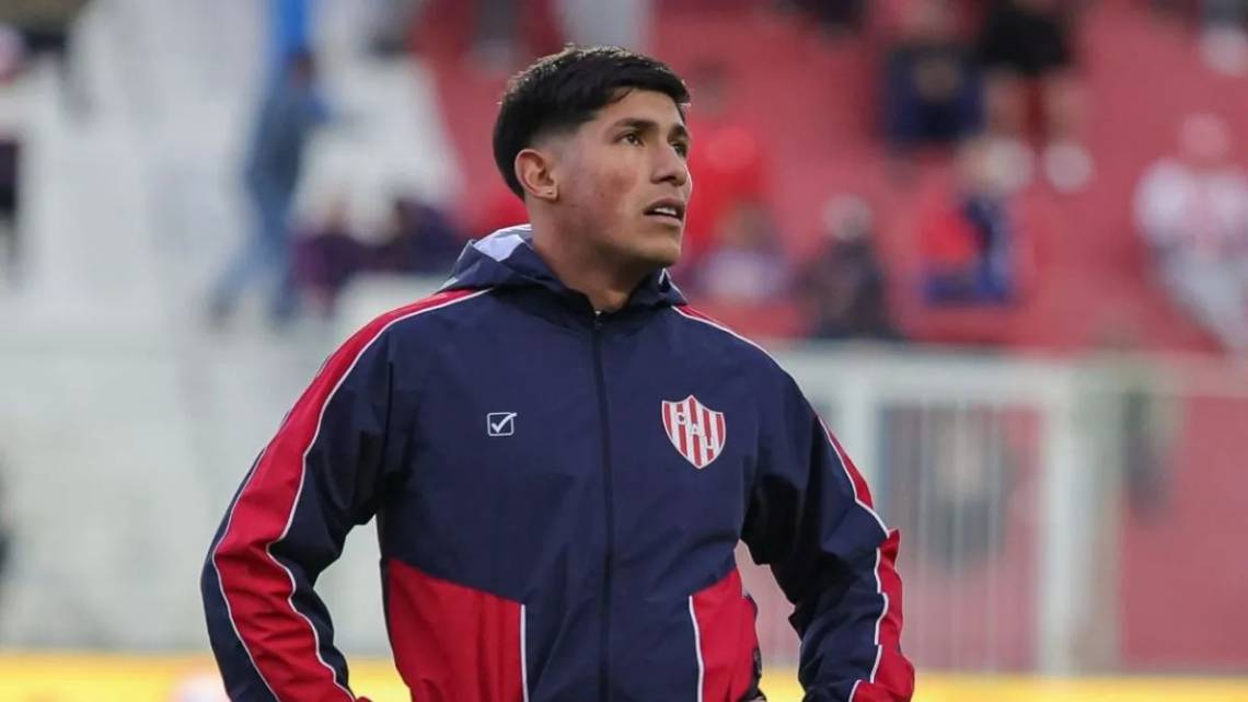 La peor noticia para Unión: Lautaro Vargas sufrió la rotura de ligamentos cruzados