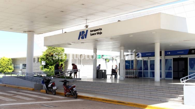 La provincia realizará obras en el Aeropuerto Sauce Viejo para posibilitar las operaciones de vuelos internacionales