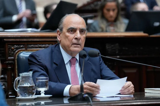 Francos defendió a Milei durante su interpelación en Diputados por el caso Libra, aunque dejó algunas dudas