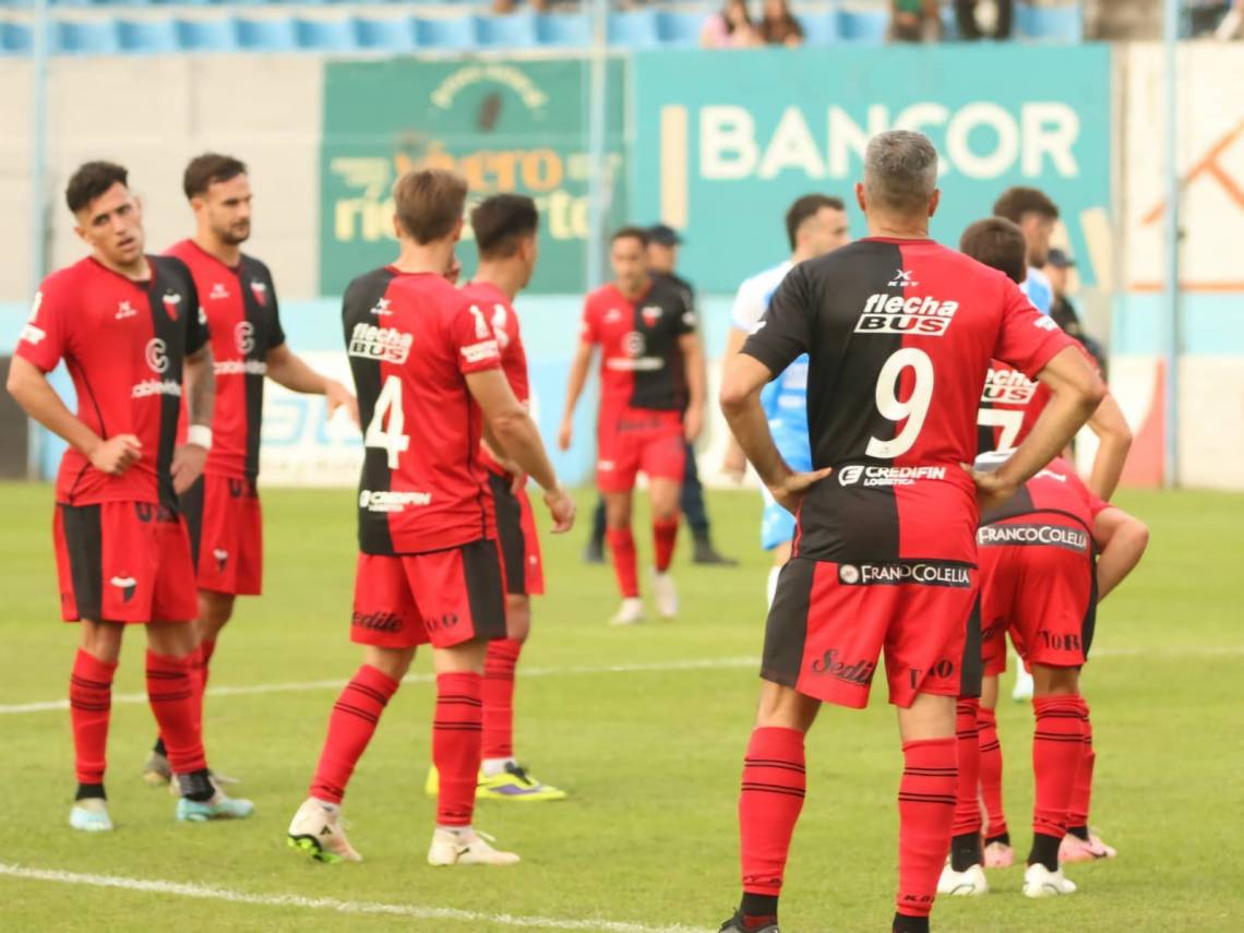 Colón volvió a caer y la racha negativa no se detiene