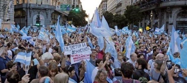 En Córdoba se congregó un gran número de personas. (Foto: La Nación)