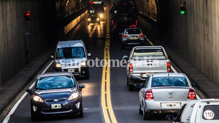 El enlace Santa Fe-Paraná tuvo un intenso tránsito durante todo el fin de semana. (Foto: Secretaría de Comunicación Social)