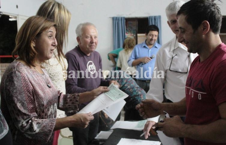 Qüesta encabezó una nueva entrega del FAE