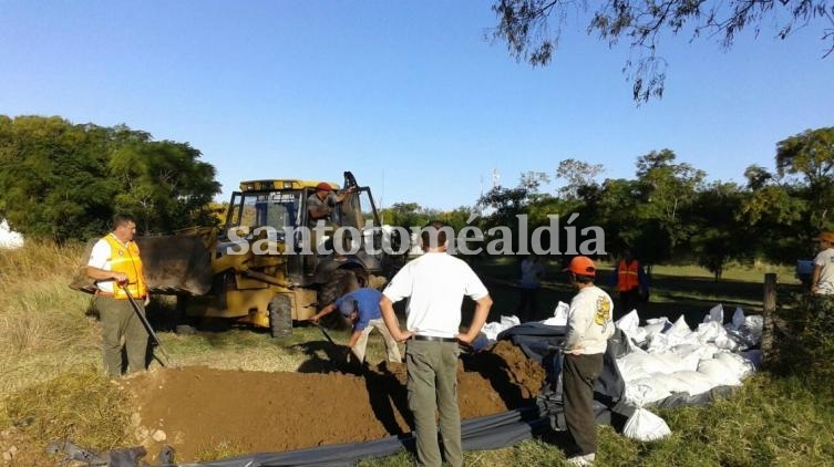 La provincia asiste a localidades del norte y el sur santafesino
