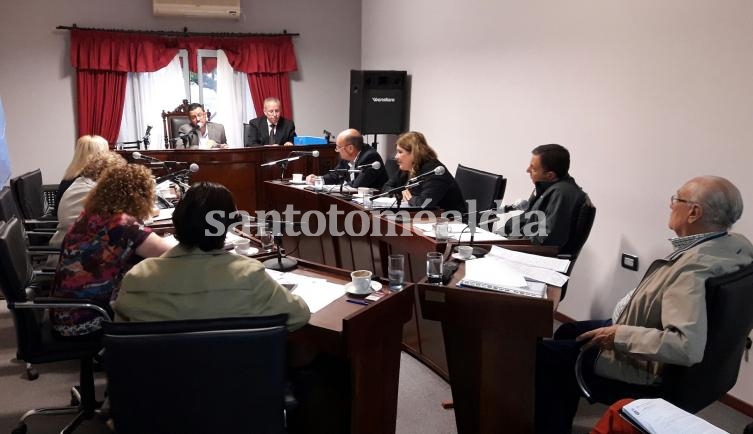 La sesión del Concejo continuará este miércoles