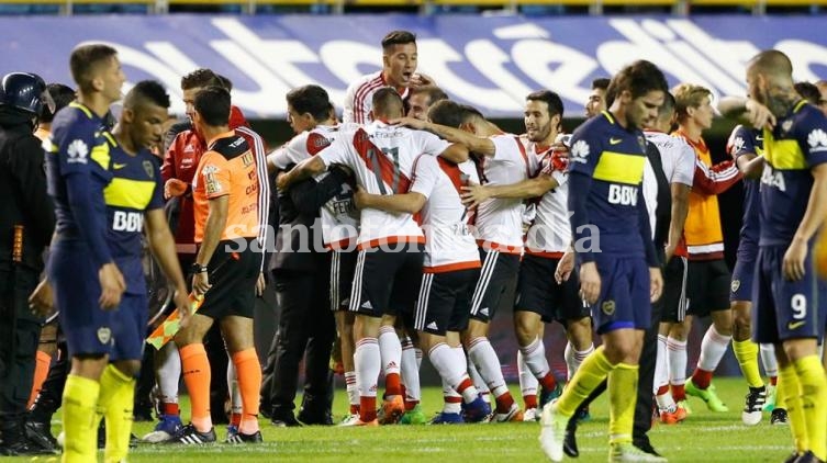 River le ganó a Boca en La Bombonera y el torneo está que arde