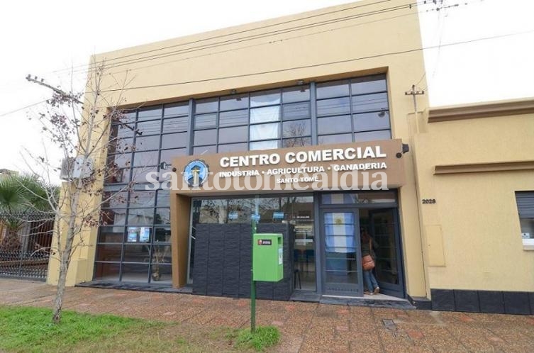 Beneplácito del Centro Comercial por la nueva iluminación LED en 7 de Marzo