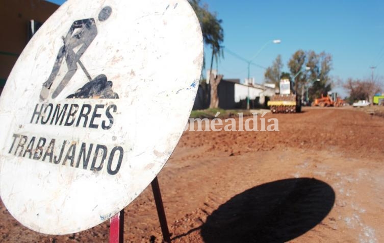 Piden información sobre el destino de la tierra resultante de los arreglos de calles