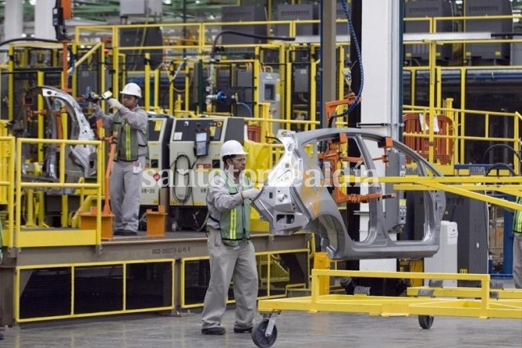 La actividad cayó 5,8% en septiembre y la economía ya está en recesión. (Foto de Archivo)