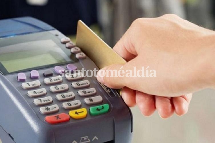 Será obligatorio aceptar el pago con débito