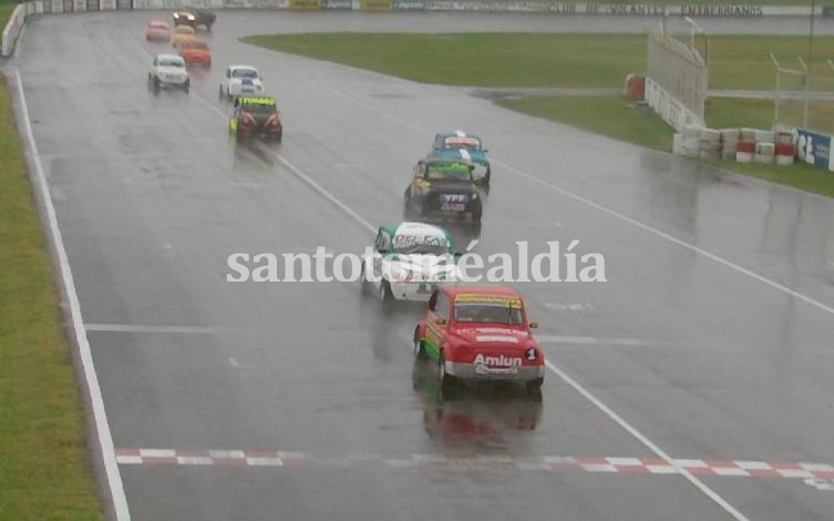 Los Fiat 600 tendrán doble competencia este fin de semana.