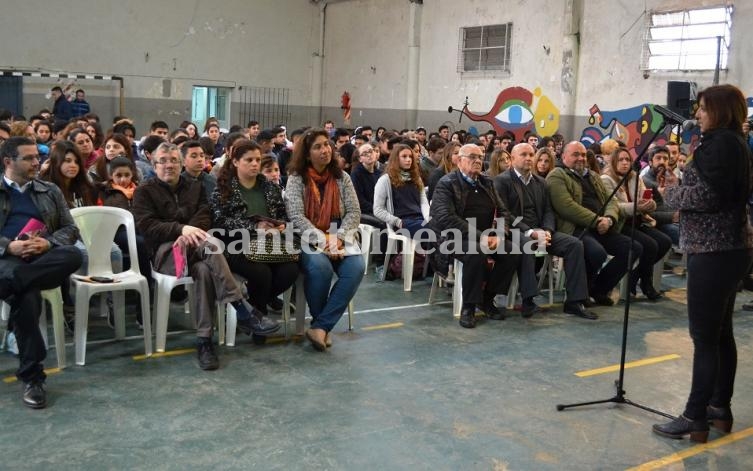 Jornada sobre prevención de consumos problemáticos en la Escuela 322