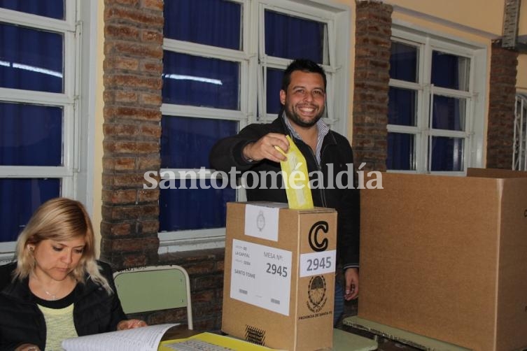Alvizo: “Hoy depositamos nuestras ilusiones dentro de una urna”