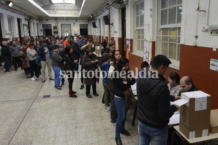 Ya votó más de la mitad del padrón nacional en las PASO