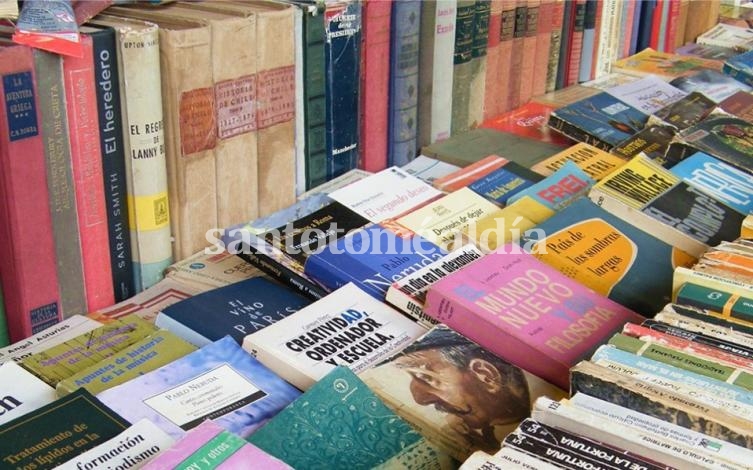 Ahora sí, todo listo para la Feria del Libro Usado de Sauce Viejo
