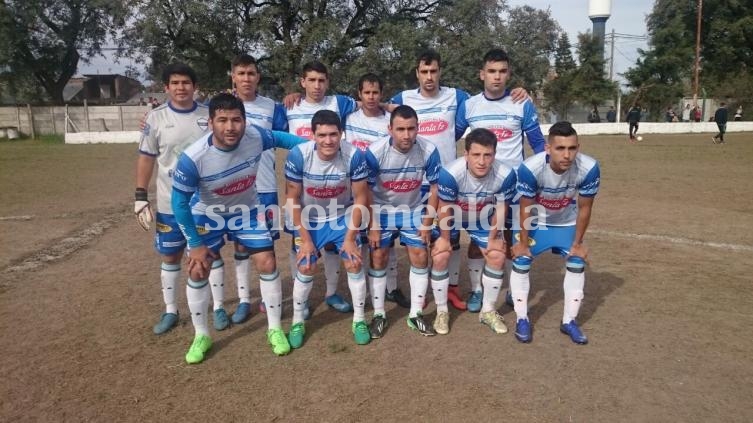 Atenas sigue animando el torneo de ascenso.