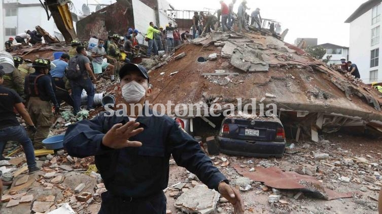 Crece el número de fallecidos tras el terremoto en México