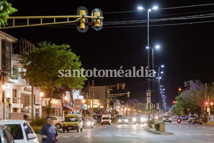 La EPE no cobrará más el alumbrado público a los usuarios de la ciudad de Santa Fe.