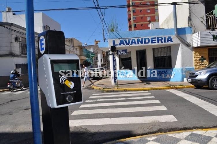 Habilitaron una nueva alternativa para cargar crédito para el estacionamiento medido de Santa Fe.