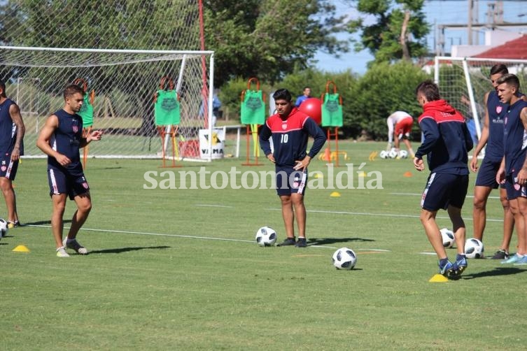 El Gobierno analiza que los clubes de fútbol retomen los entrenamientos el 25 de mayo
