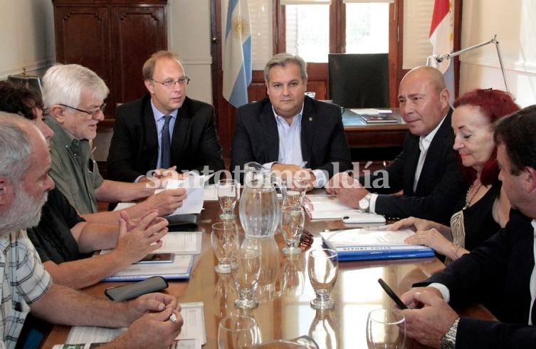 Se realizó la primera reunión paritaria de la administración central