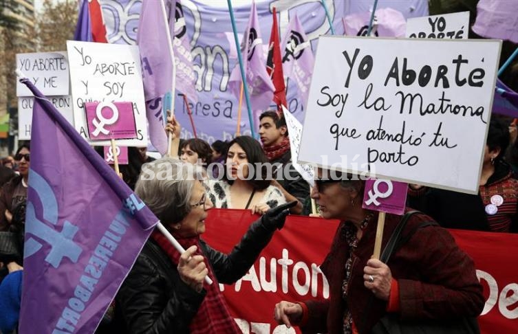 Cambiemos dice que el debate sobre la despenalización del aborto 
