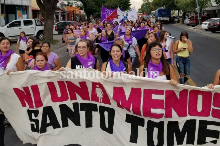 “Ni una menos”: Santa Fe vuelve a marchar contra la violencia de género