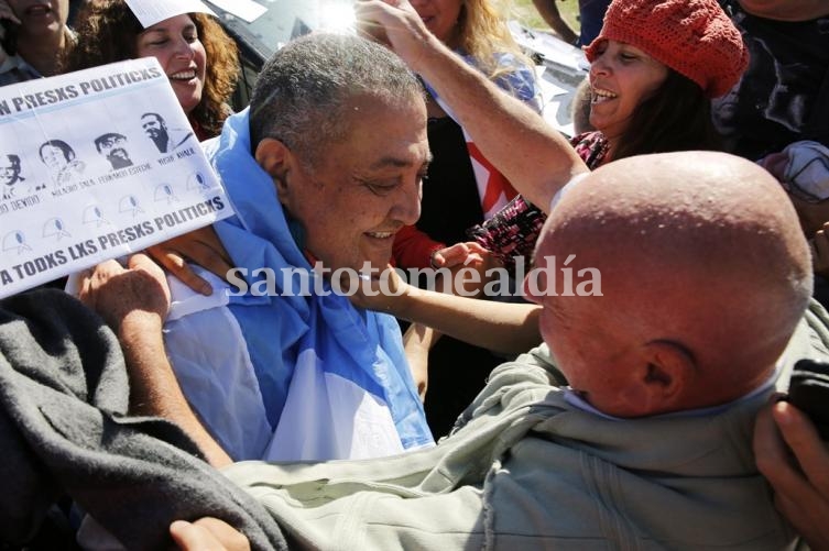 D'Elía recuperó la libertad y responsabilizó a Macri