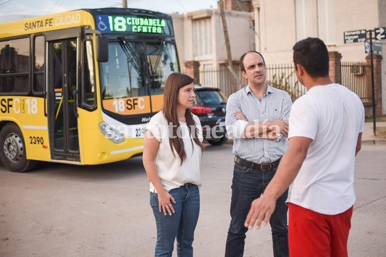Corral recorrió obras de pavimentación en Liceo Norte
