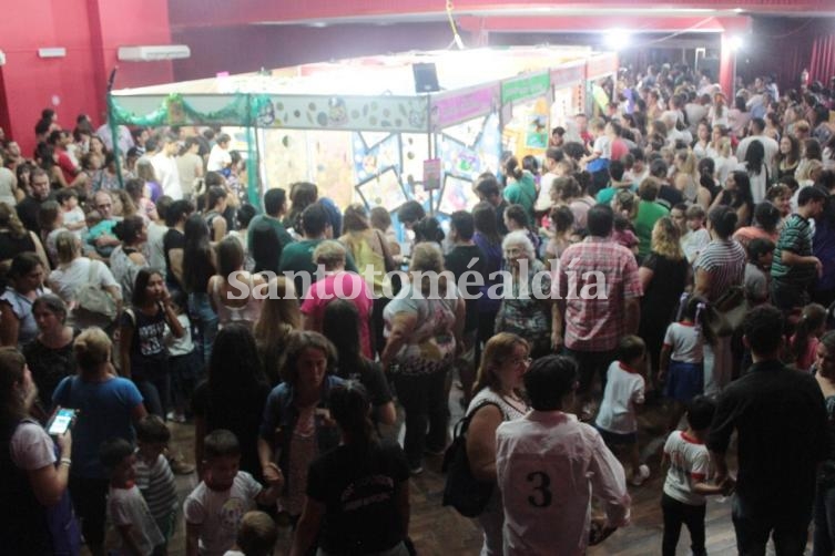 Los alumnos del Jardín Municipal presentaron su 10ª Galería de Arte.