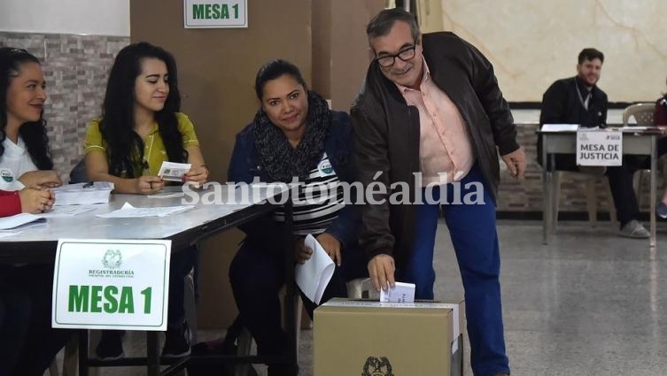Colombia tendrá un inédito balotaje entre derecha e izquierda