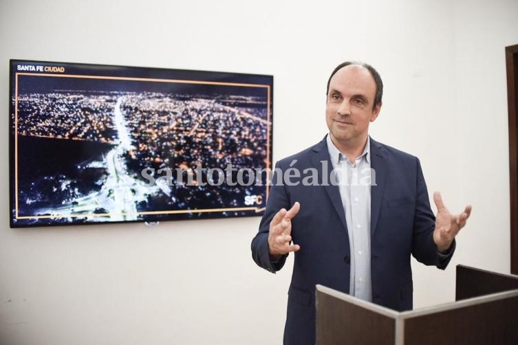 Corral: “La EPE no comprende el mensaje que nos transmiten los santafesinos”