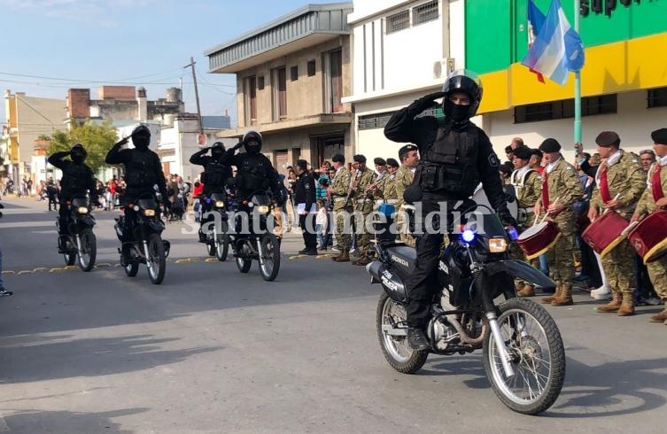 La Policía, partícipe del desfile de este miércoles.